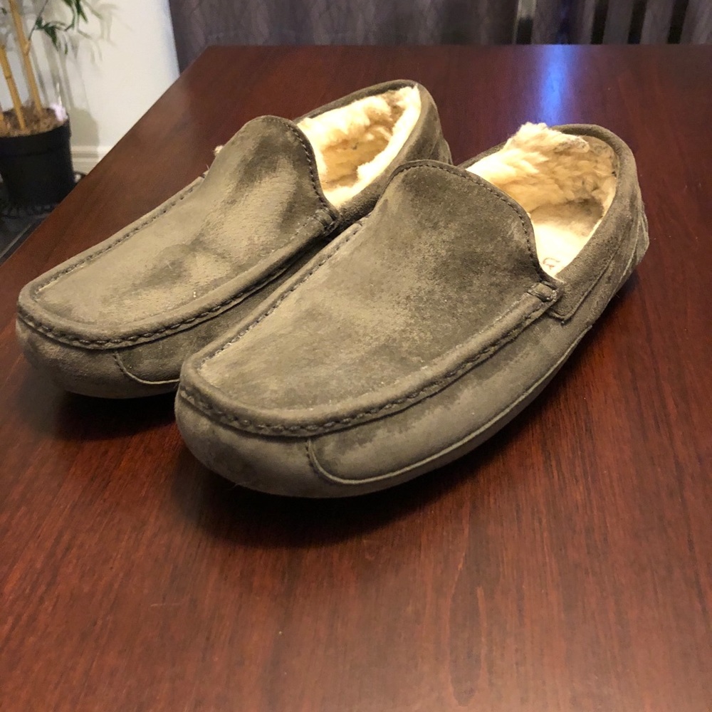 UGG moccasin sueded sheep skin slippers